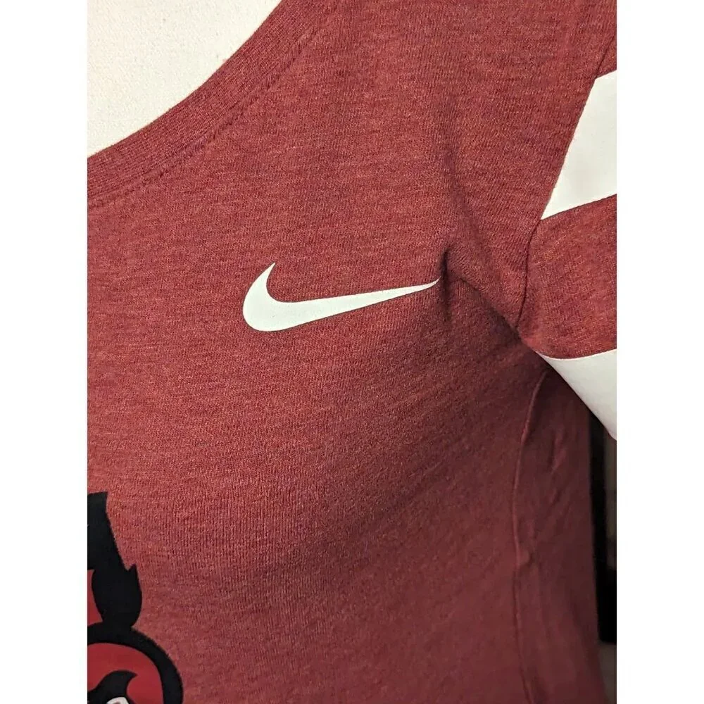 Nike The Nike Tee Arkansas Razorback Women's Size Small Graphic Tee Short Sleeve